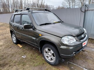 2010 Chevrolet Niva I Рестайлинг, коричневый, 550000 рублей, вид 2