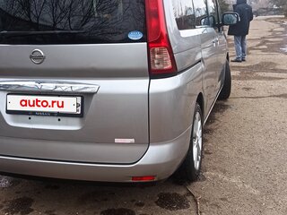2009 Nissan Serena III (C25), серый, 1050000 рублей, вид 4