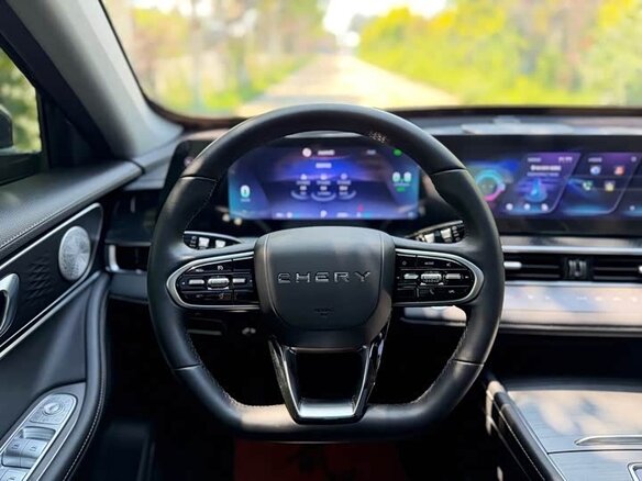 2023 Chery Tiggo 7 Plus I Рестайлинг, чёрный, 1240000 рублей - вид 11