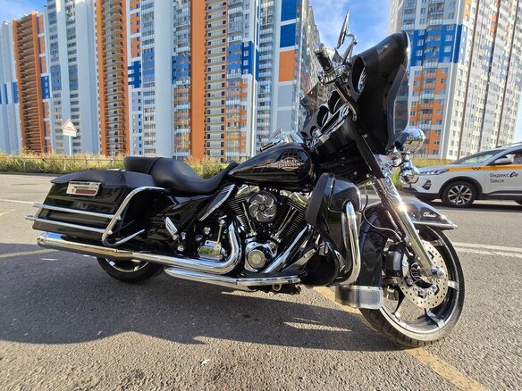 2010 Harley-Davidson Electra Glide, чёрный, 1050000 рублей - вид 1