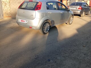 2007 Fiat Punto III Grande Punto, серебристый, 300000 рублей, вид 3