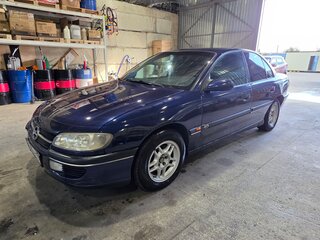 1998 Opel Omega B, синий, 239000 рублей, вид 1