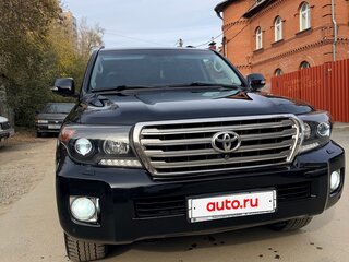 2012 Toyota Land Cruiser 200 Series Рестайлинг 1, чёрный, 4095000 рублей, вид 3