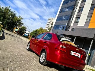 2008 Chevrolet Aveo I Рестайлинг, красный, 310000 рублей, вид 5
