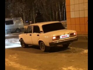 2006 Lada (ВАЗ) 2107, белый, 85000 рублей, вид 2