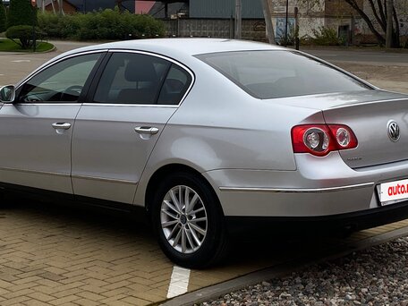 2009 Volkswagen Passat B6, серебристый, 640000 рублей, вид 5