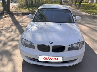2011 BMW 1 серии 116i I (E81/E82/E87/E88) Рестайлинг, белый, 760000 рублей, вид 2