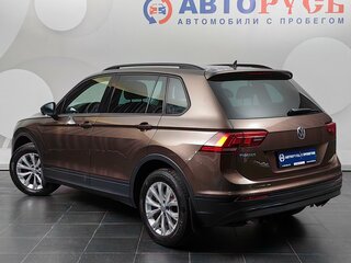 2019 Volkswagen Tiguan II, коричневый, 1717000 рублей, вид 2
