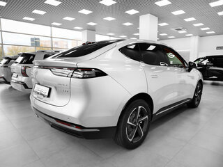 2026 GAC Hyptec HT, серебристый, 5999000 рублей, вид 4