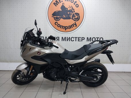 2025 Honda NT1100, бежевый, 1949000 рублей, вид 2
