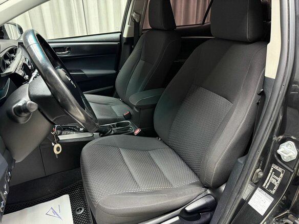 2013 Toyota Corolla XI (E160, E170, E180), чёрный, 1099000 рублей - вид 7