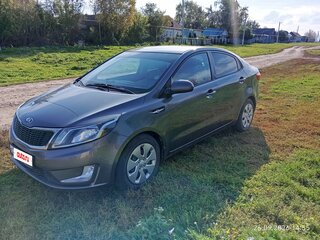 2014 Kia Rio 5-speed III, серый, 650000 рублей, вид 1