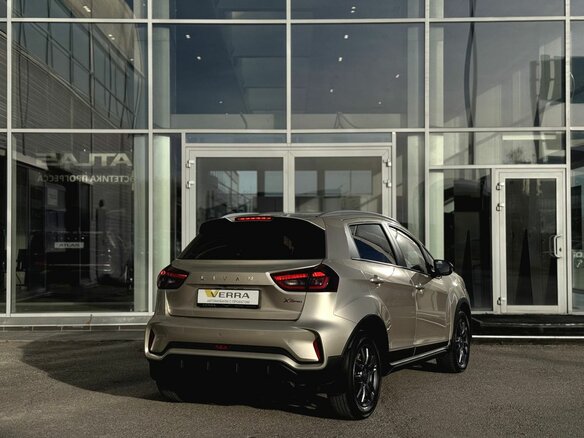 2023 Livan X3 Pro, жёлтый, 1250000 рублей - вид 5