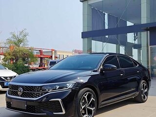 2023 Volkswagen Passat B8 Рестайлинг, чёрный, 1950100 рублей, вид 1