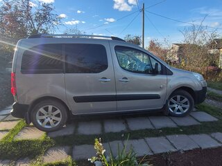 2012 Peugeot Partner II, бежевый, 699000 рублей, вид 5