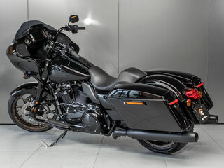 2022 Harley-Davidson Road Glide, чёрный, 3425700 рублей, вид 5
