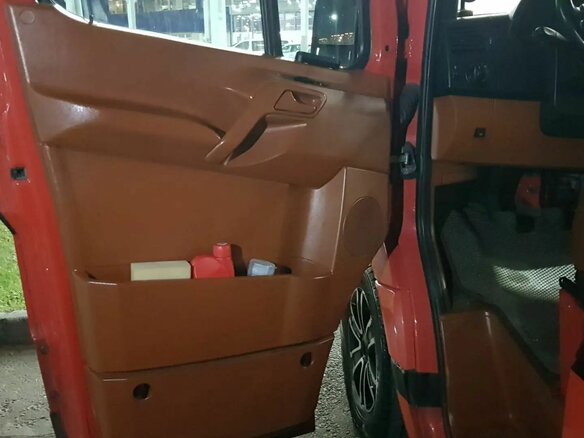 2006 Mercedes-Benz Sprinter, красный, 1450000 рублей - вид 16