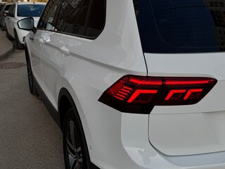2022 Volkswagen Tiguan II Рестайлинг, белый, 4500000 рублей, вид 5