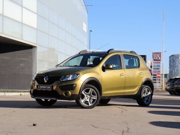 2016 Renault Sandero Stepway II, золотистый, 820000 рублей