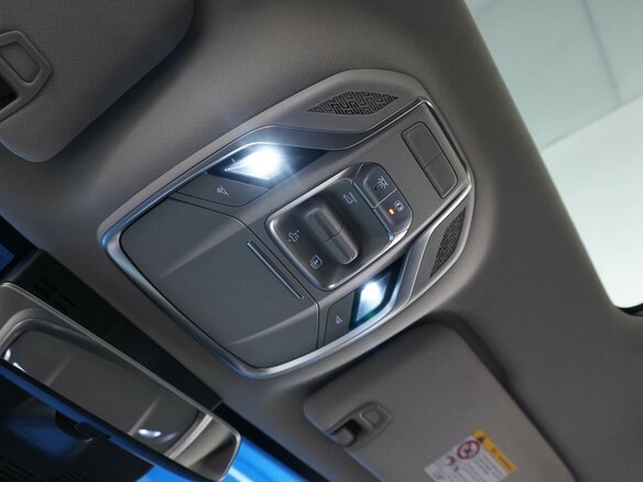 2023 Geely Coolray (Binyue Cool) I Рестайлинг, белый - вид 12