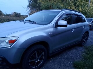 2011 Mitsubishi ASX I, серебристый, 750000 рублей, вид 2