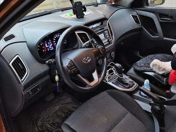 2019 Hyundai Creta I, коричневый, 1550000 рублей - вид 3