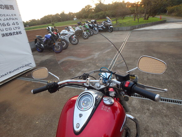 2010 Triumph Thunderbird 1600, красный, 900000 рублей - вид 16