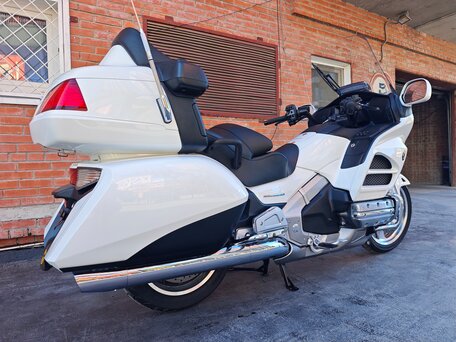 2013 Honda GL 1800 Gold Wing, белый, 1745000 рублей, вид 5