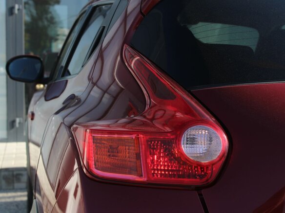 2012 Nissan Juke I, красный, 1087000 рублей - вид 9
