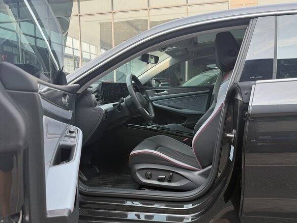 2023 Volkswagen Lamando L II, чёрный, 1700007 рублей - вид 6