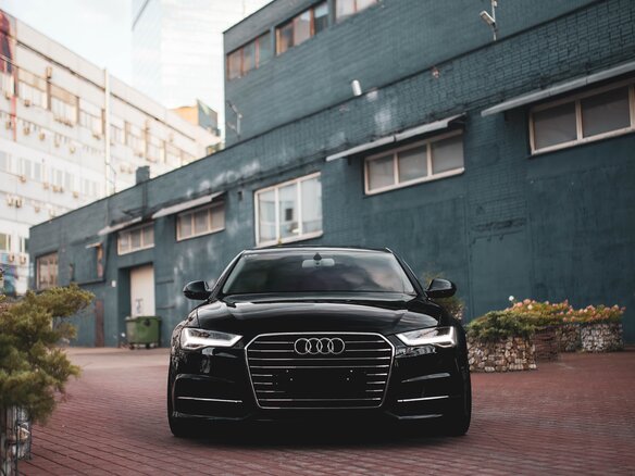 2016 Audi A6 IV (C7) Рестайлинг, чёрный, 2350000 рублей - вид 1