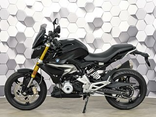 2020 BMW G 310 R, чёрный, 405000 рублей, вид 4