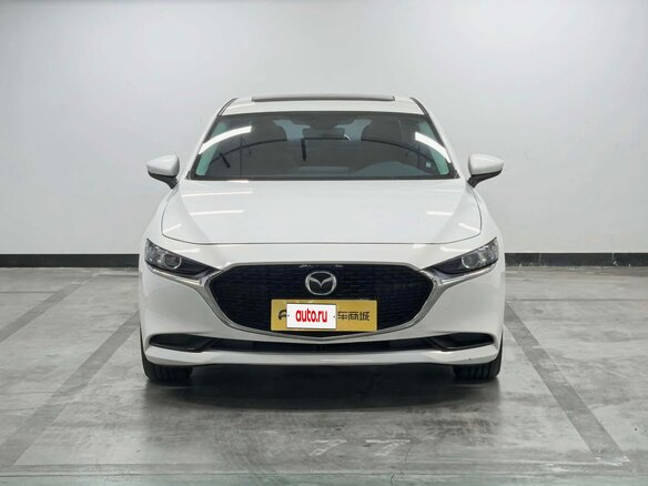 2025 Mazda 3 Axela IV (BP), белый, 1860000 рублей - вид 1