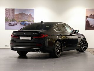 2020 BMW 5 серии 530i xDrive VII (G30/G31/G38) Рестайлинг, чёрный, 4570000 рублей, вид 5