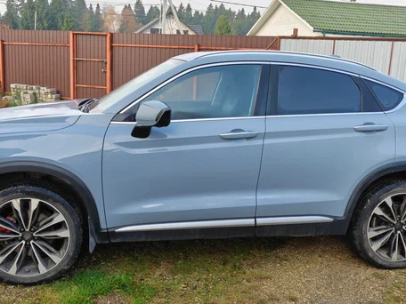 2022 Geely Tugella I, серый, 2350000 рублей, вид 4