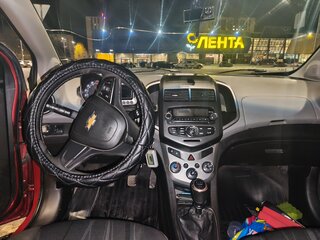 2013 Chevrolet Aveo II, красный, 487000 рублей, вид 5