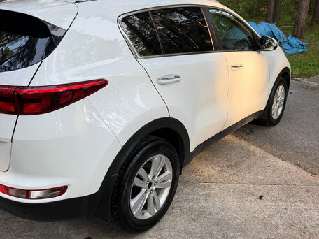 2017 Kia Sportage IV, белый, 2050000 рублей, вид 4