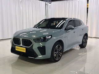2025 BMW X2 sDrive25i II (U10), серебристый, 4465000 рублей, вид 1