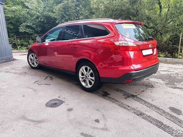 2013 Ford Focus III, красный, 650000 рублей - вид 2