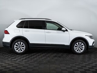 2021 Volkswagen Tiguan II Рестайлинг, белый, 2600000 рублей, вид 5