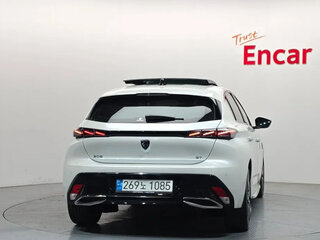 2023 Peugeot 308 III, белый, 1700000 рублей, вид 4