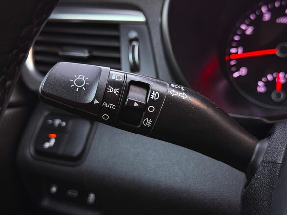 2018 Kia Optima IV Рестайлинг, белый, 1499000 рублей - вид 18