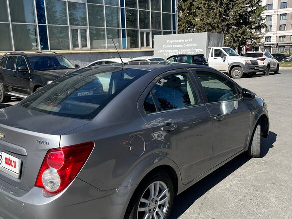 2012 Chevrolet Aveo II, серый, 460000 рублей - вид 5