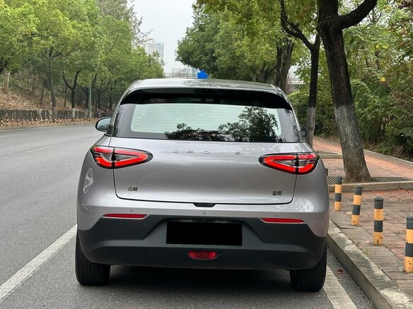 2025 Geely Geome Xingyuan 40.16 kWh, серебристый, 1550000 рублей - вид 5
