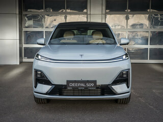 2026 Changan Deepal S09, серебристый, 7039900 рублей, вид 2