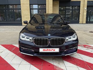 2015 BMW 7 серии Long 750Li xDrive VI (G11/G12), синий, 2890000 рублей, вид 3
