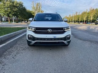 2022 Volkswagen Tacqua, белый, 1345000 рублей, вид 2