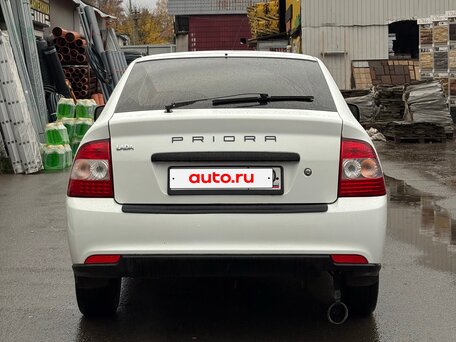 2013 Lada (ВАЗ) Priora I Рестайлинг, белый, 380000 рублей, вид 5