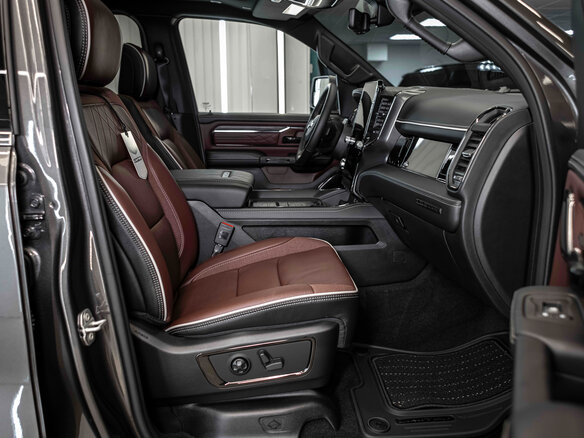 2026 Ram 1500 Crew Cab eTorque V Рестайлинг, серый, 11062679 рублей - вид 23