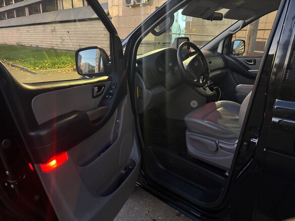 2018 Hyundai Grand Starex I Рестайлинг 2, чёрный, 3550000 рублей - вид 14
